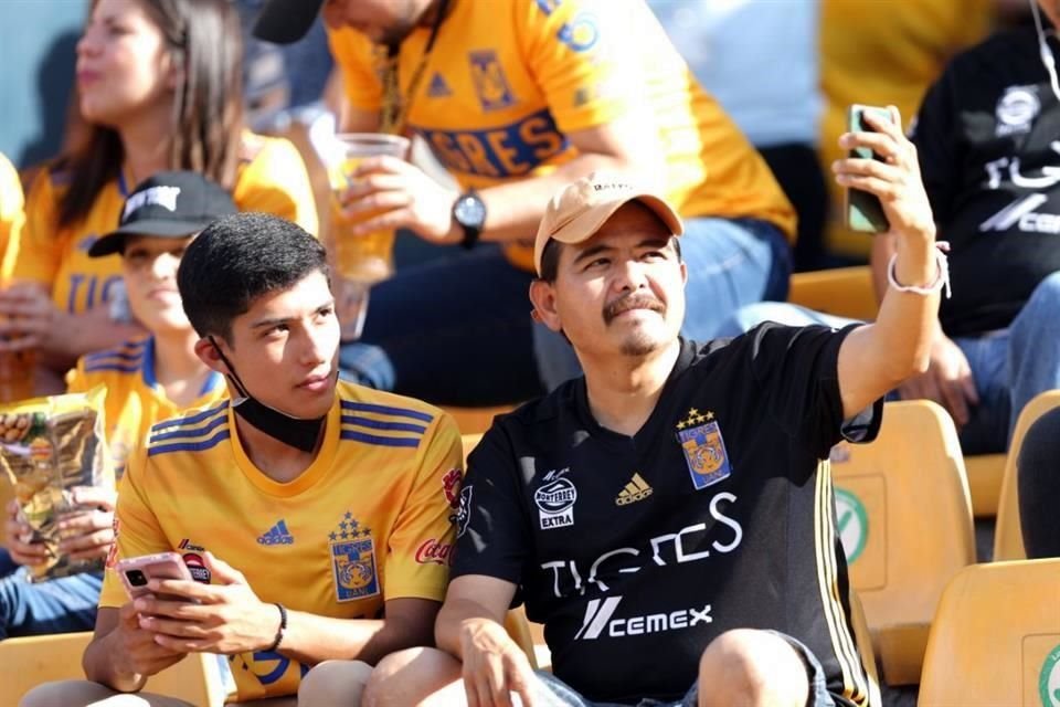 La afición de Tigres esperaba ver el tercer triunfo seguido en casa de sus felinos, el quinto al hilo en el torneo.