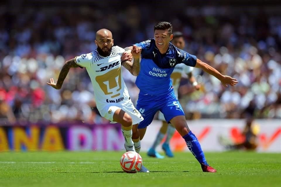 El Monterrey no pudo ligar su quinto triunfo al hilo tras empatar este domingo 1-1 ante Pumas.