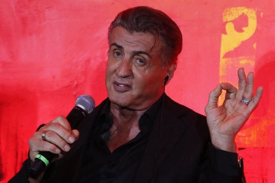 El actor Sylvester Stallone lanzó un mensaje contra el productor del spin-off 'Drago' por utilizar el personaje sin su permiso.