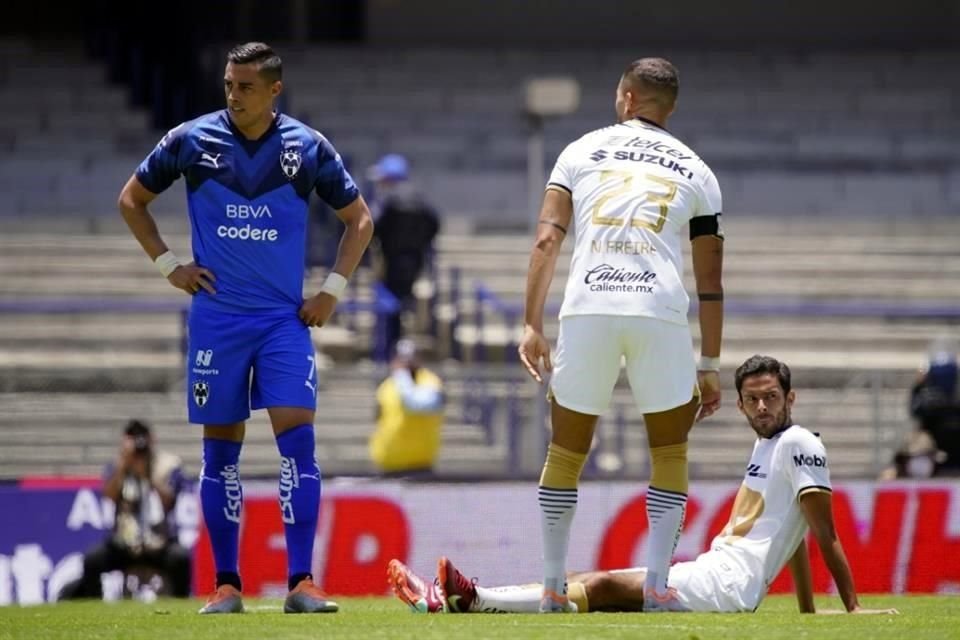 Rogelio Funes Mori no pudo marcar en su visita a los Pumas.