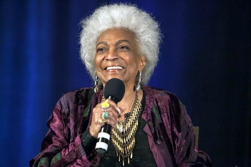 La actriz Nichelle Nichols, protagonista de la serie 'Star Trek', falleció a sus 89 años por causas naturales.