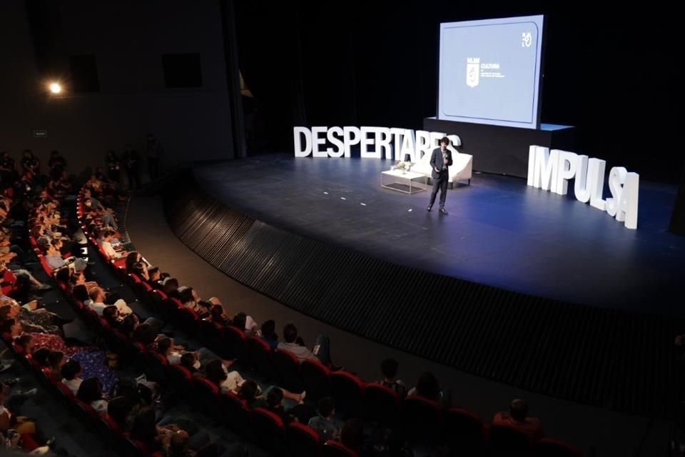 El bailarín contó cómo el recibir el Premio Benois de la Danse en 2018 le abrió las puertas para comenzar uno de sus propósitos: provocar que más personas tuvieran oportunidades gratuitas y de calidad