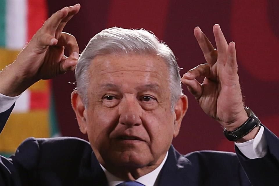 AMLO afirmó que al ser de seguridad nacional, la Presidencia o Gobernación son ahora las responsables de toda la obra del Tren Maya.