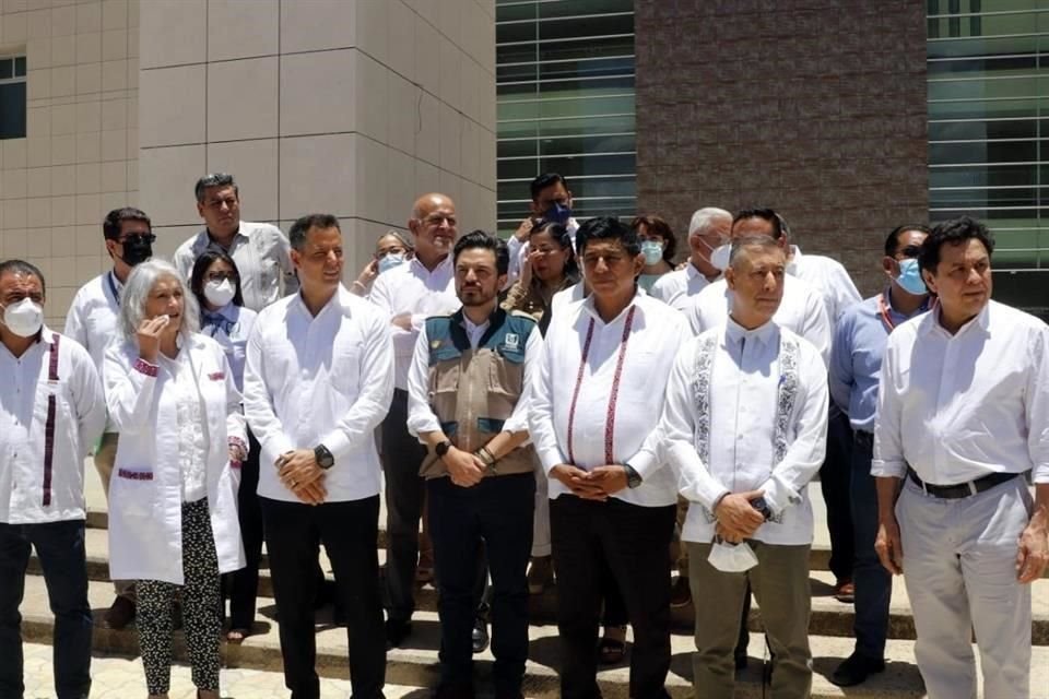 El ISSSTE-Bienestar arrancará en el Hospital General de la Mujer y el Niño Oaxaqueño.
