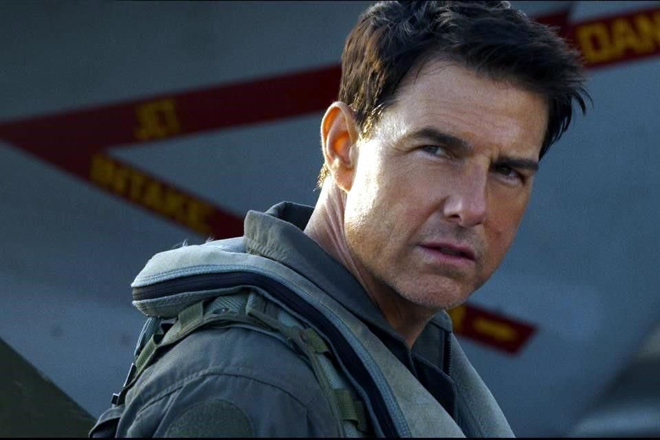 'Top Gun: Maverick', estelarizada por Tom Cruise, superó en taquilla a 'Titanic' como el séptimo estreno más taquillero de la historia.