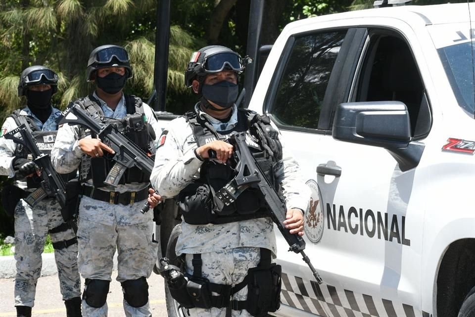 Un grupo de elementos de la GN es indagado por presuntamente haber matado a un civil que viajaba en un vehículo en el Valle de Juárez.