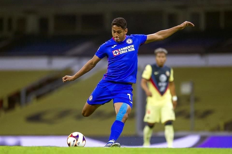 Luis Romo jugará su primera Liguilla con Cruz Azul con público en el Estadio Azteca.