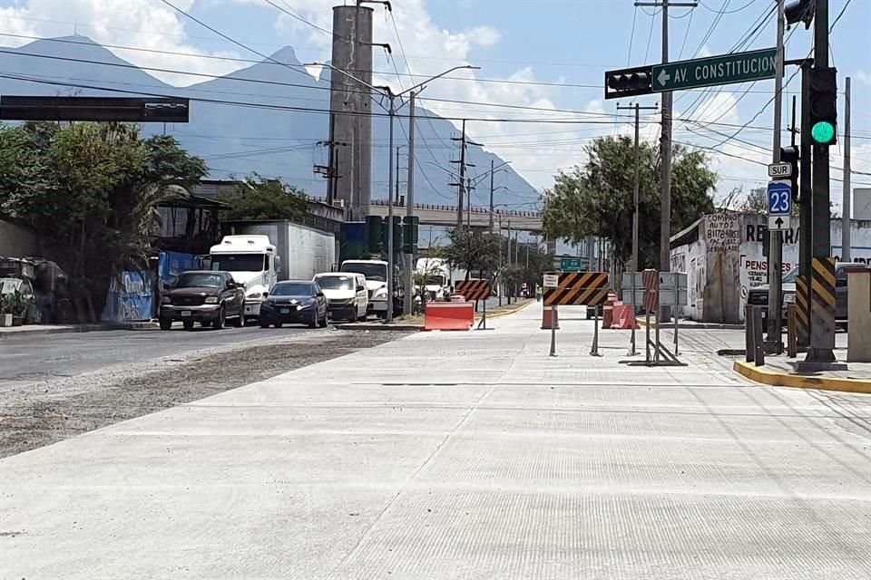 Un cuerpo de la Avenida Conchello fue rehabilitado con concreto hidráulico, desde Madero hasta Ruiz Cortines.