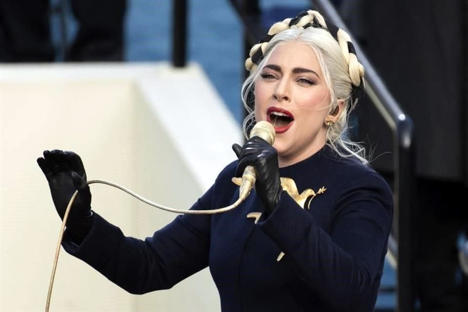 Lady Gaga hizo una pausa en su concierto en Washington para defender el aborto y dedicó una canción a 'todas las mujeres de Estados Unidos'.