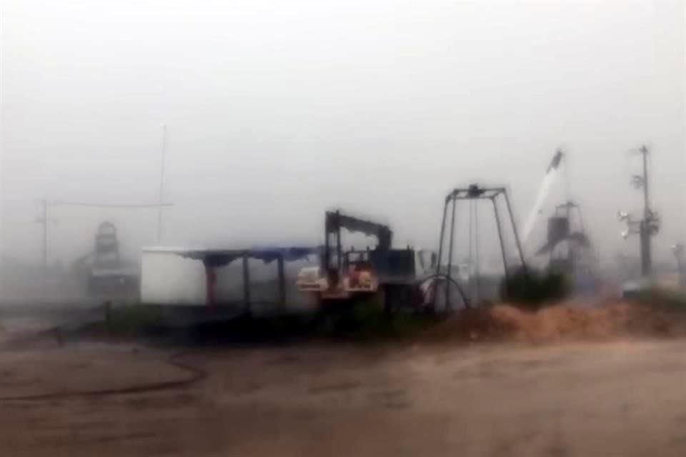 Una fuerte tormenta registrada este viernes trastocó los trabajos en la mina 'El Pinabete'