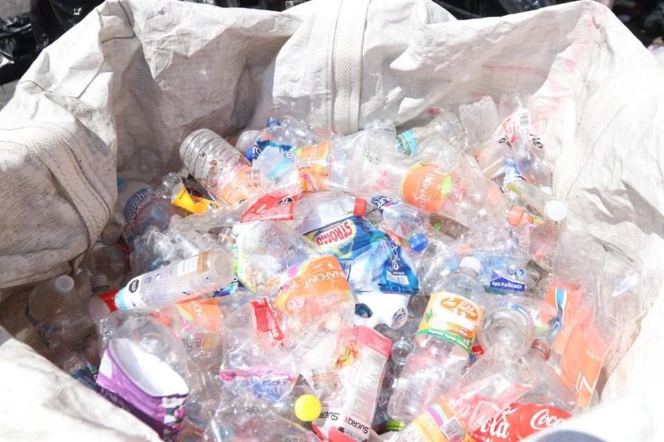 SCJN discutirá el miércoles dos proyectos que establecen que estados no pueden prohibir venta de envases de PET ni de unicel desechable.