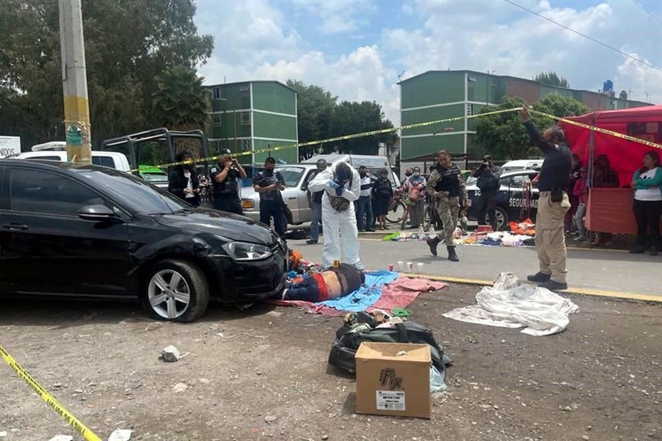 Un vendedor de productos de segunda mano falleció tras ser arrollado por un automovilista, en Jaltenco, Estado de México.