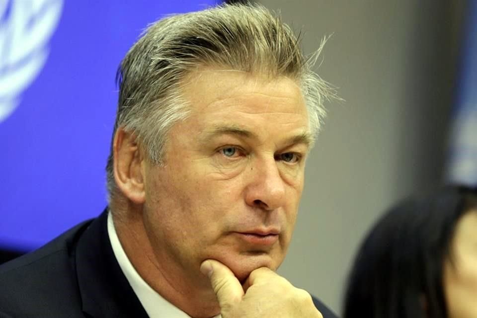 Un análisis y una autopsia realizados por las autoridades de Nuevo México determinó que Alec Baldwin disparó 'por accidente'.