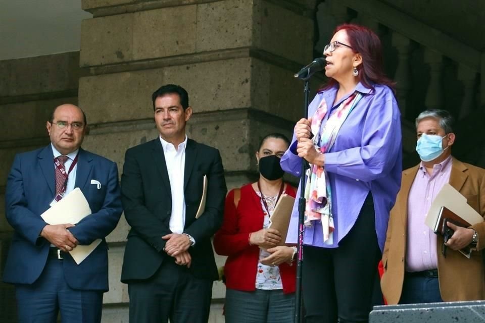 Leticia Ramírez fue presentada en la sede central de la dependencia ante el que será su equipo de trabajo.