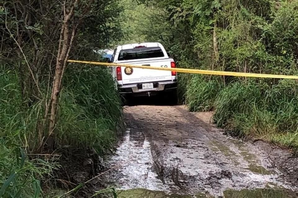 Alrededor de las 7:30 horas las autoridades recibieron el reporte de restos humanos en una brecha que está entre la Carretera a San Mateo y la Colonia 16 de Septiembre, en el Ejido Carricitos.