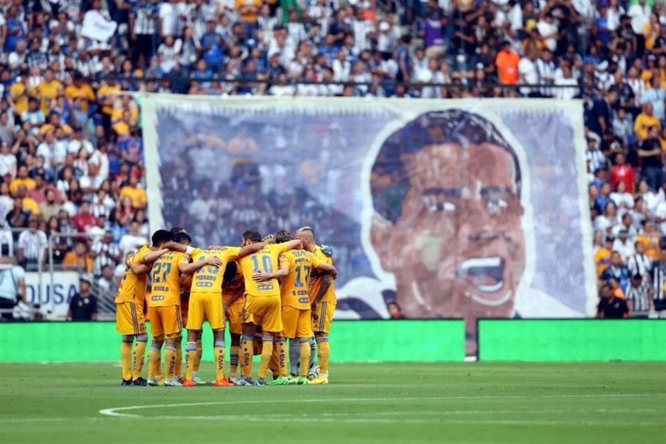El once de los Tigres para el Clásico 128.