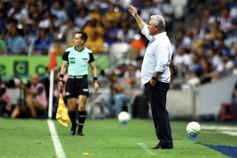 Observa las imágenes del segundo tiempo en el 0-0 del Clásico Regio.