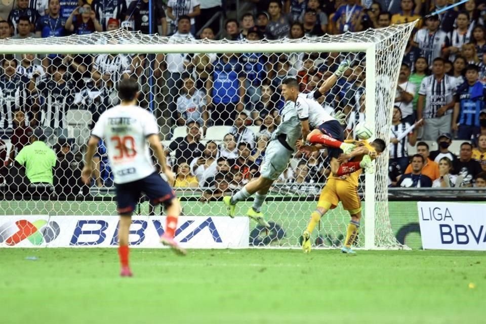 Observa las imágenes del segundo tiempo en el 0-0 del Clásico Regio.