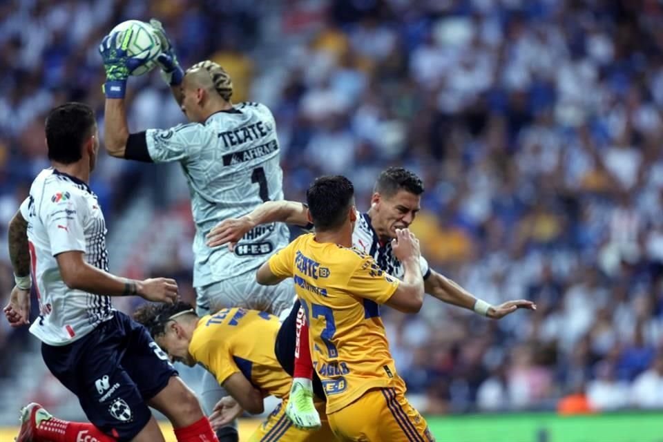 Observa las imágenes del segundo tiempo en el 0-0 del Clásico Regio.