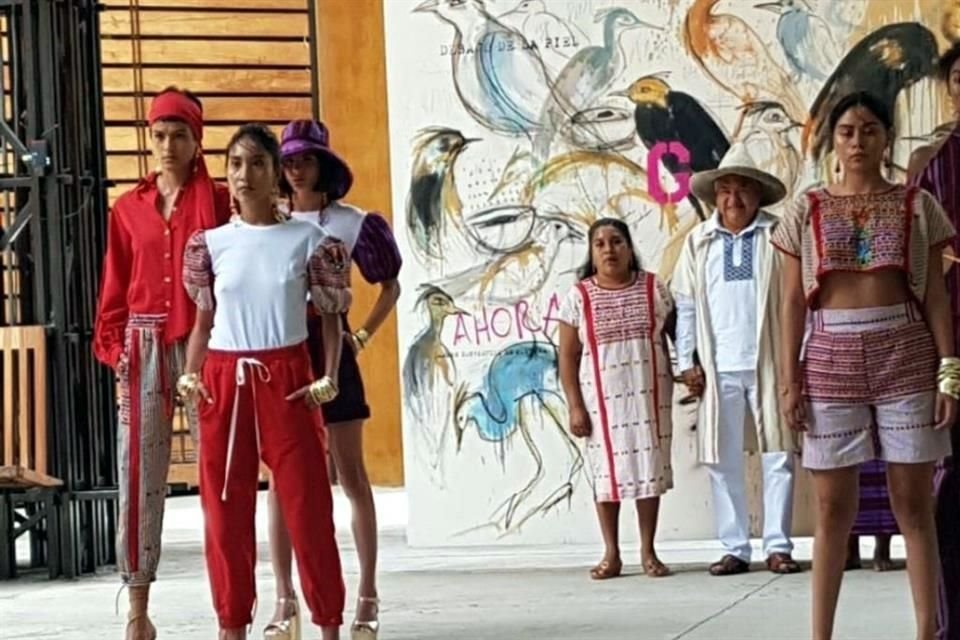 Durante el Mercedes-Benz Fashion Week México, Ivette Morán presentó una colección inspirada en las riquezas de Oaxaca.