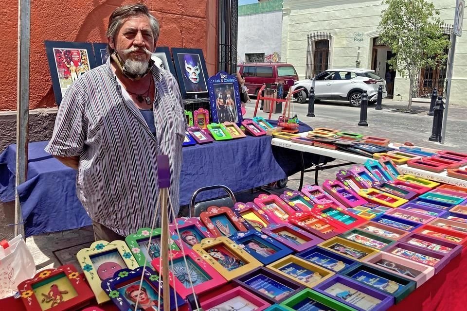 Francisco Vargas Contreras, de 57 años, ha sido artesano toda su vida. Este trabajo es una tradición en su familia.