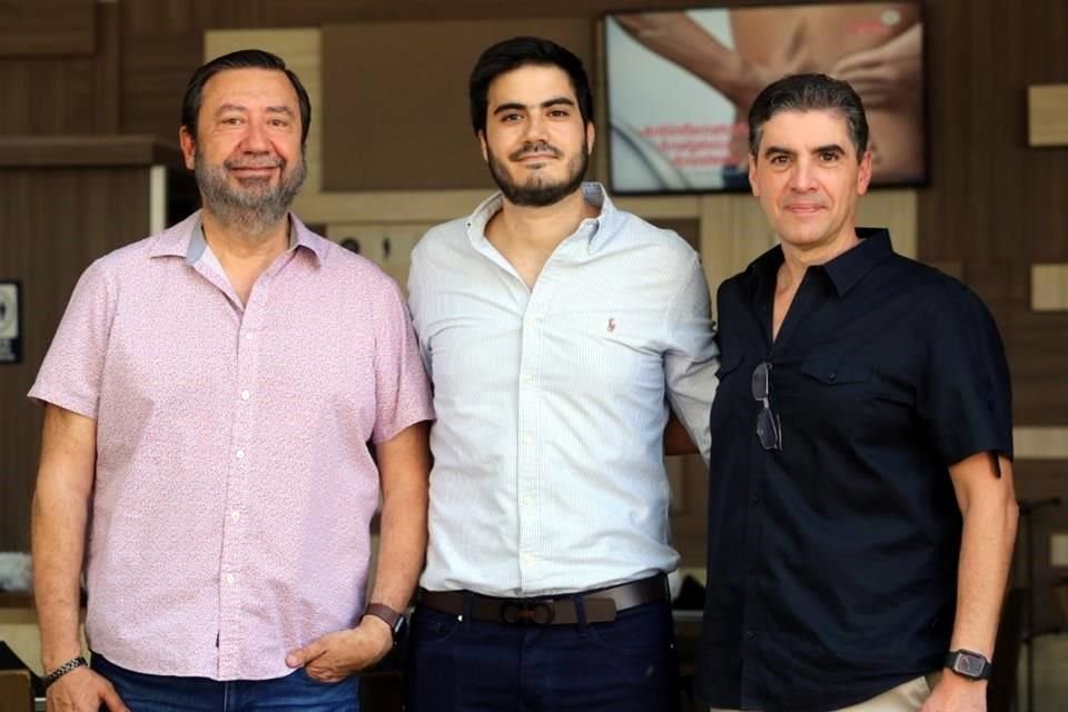 Jorge Chapa Martínez, el novio y José Bravo García