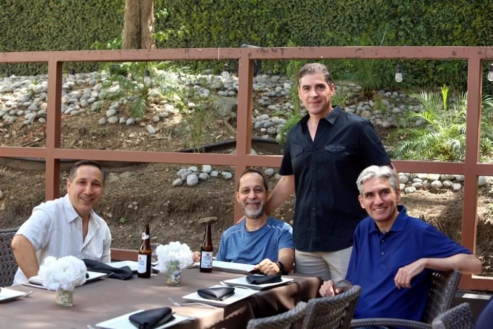 Carlos Gutiérrez, Miguel Almaguer, José Bravo Garacía y Alberto Ortiz