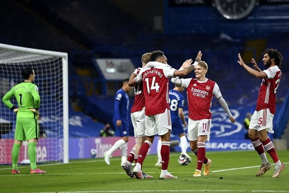 Arsenal todavía sueña con meterse a puestos europeos.