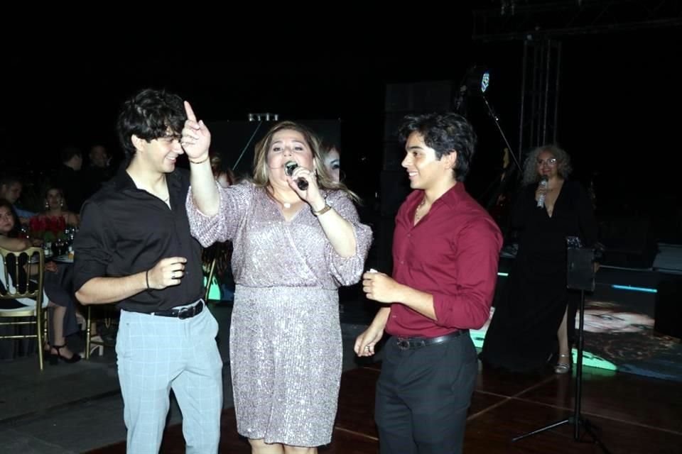 Saúl Sifuentes Elizalde, Liliana Elizalde Chalita de Sifuentes y Emiliano Sifuentes