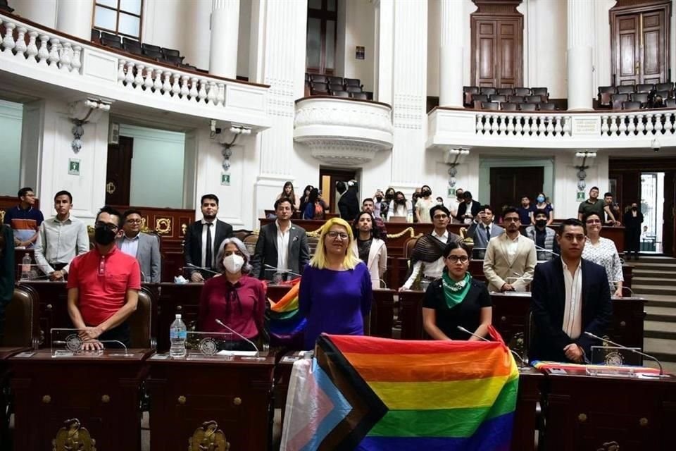 El Parlamento LGBTTTIQ+ exigió a autoridades de la Ciudad de México mayor reconocimiento para las  personas de su comunidad.