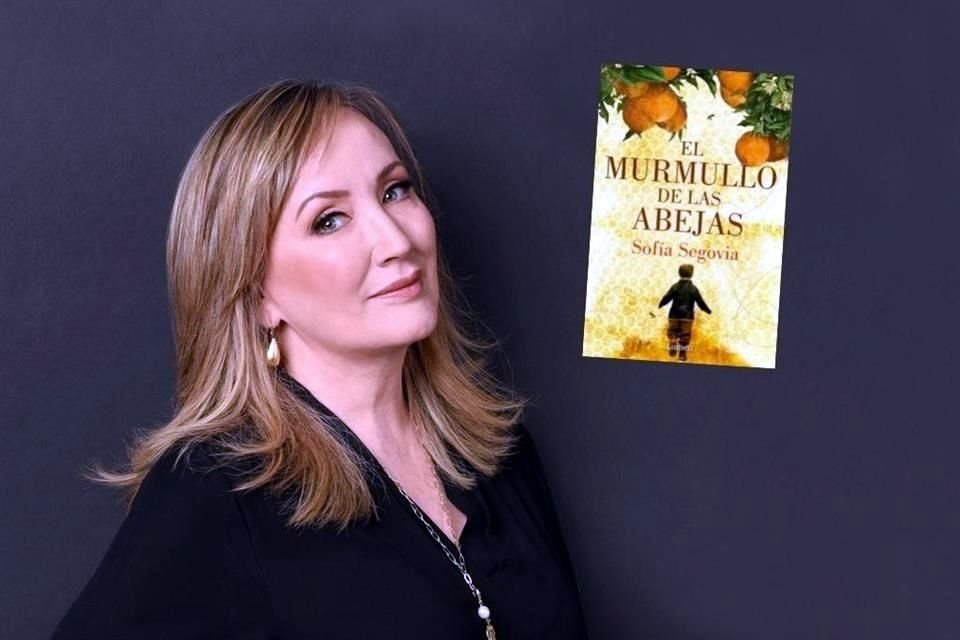 La escritora regiomontana Sofía Segovia supera un millón de ejemplares vendidos de su novela 'El murmullo de las abejas'.