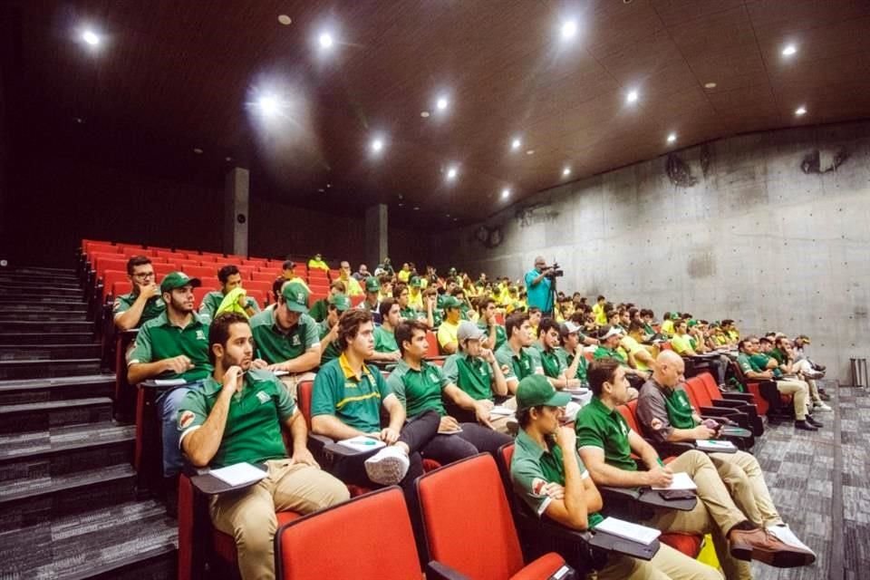 Detalles Offense Clinic