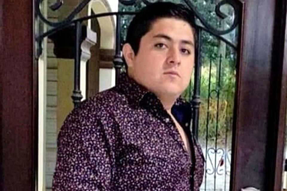 Raúl Cardozo, de 29 años y originario de Allende, murió ayer de un disparo tras una persecución policiaca que inició en General Terán y acabó en Montemorelos cuando iba con su hermano.