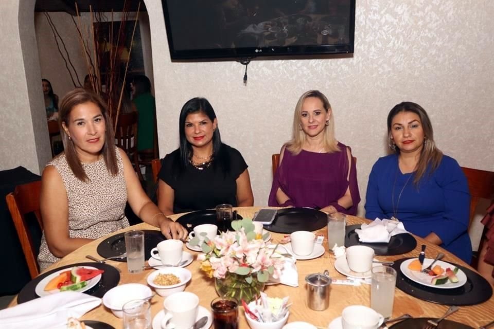 Mónica de la Garza, Magda Ríos, Alejandra de Ochoa y Nancy Quintanilla