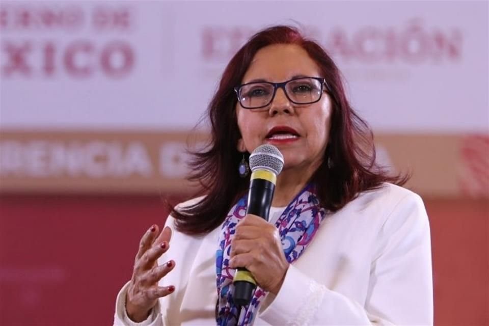 Leticia Ramírez informó que se reunió, por separado, con las presidentas de las comisiones de Educación en el Congreso de la Unión, la senadora Antares Vázquez y la diputada Tania Cruz.