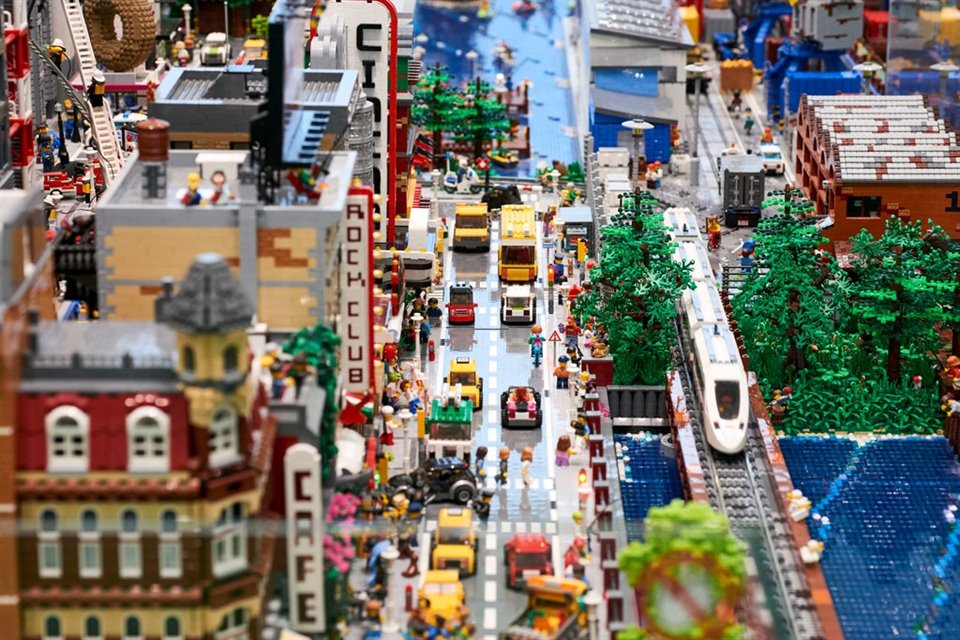 LSP es una herramienta de capacitación de Lego diseñada para mejorar la comunicación en las empresas.