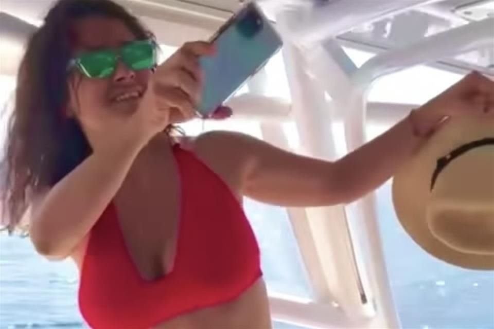 Salma Hayek posteó un video en Instagram por su cumpleaños.