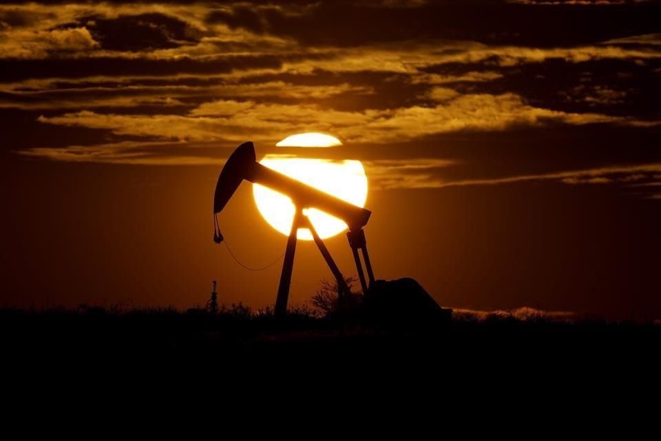 Hasta ahora, la OPEP+ se ha resistido a los llamados de los países occidentales a aumentar la producción y contener así el alza de precios.