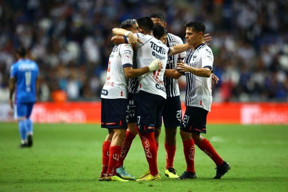 El Monterrey sigue en todo lo alto del Apertura 2022 igualado en puntos con el América.