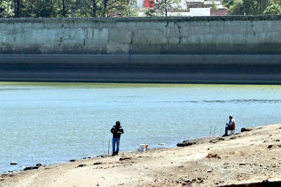 'El almacenamiento actual entre estas tres presas son 281 millones de metros cúbicos, quiere decir que estamos al 35.9 por ciento de su capacidad', indicó la Conagua.