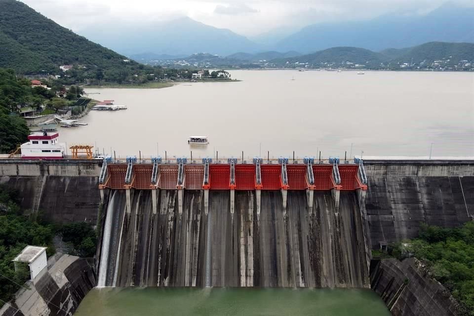 De un 8 por ciento ayer, Cerro Prieto, en Linares, amaneció con un llenado del 10.7 por ciento, mientras que La Boca, en Santiago, subió de un 60 a un 68.4 por ciento