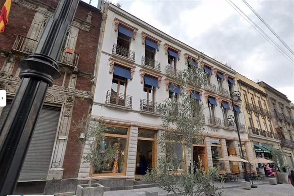 El hotel se ubica en República de Guatemala #20.