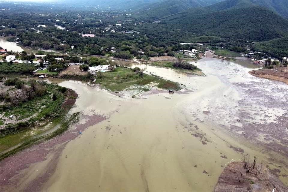 La Presa La Boca, en Santiago, pasó de un 68 por ciento de llenado ayer, a uno del 73 por ciento hoy por la mañana.
