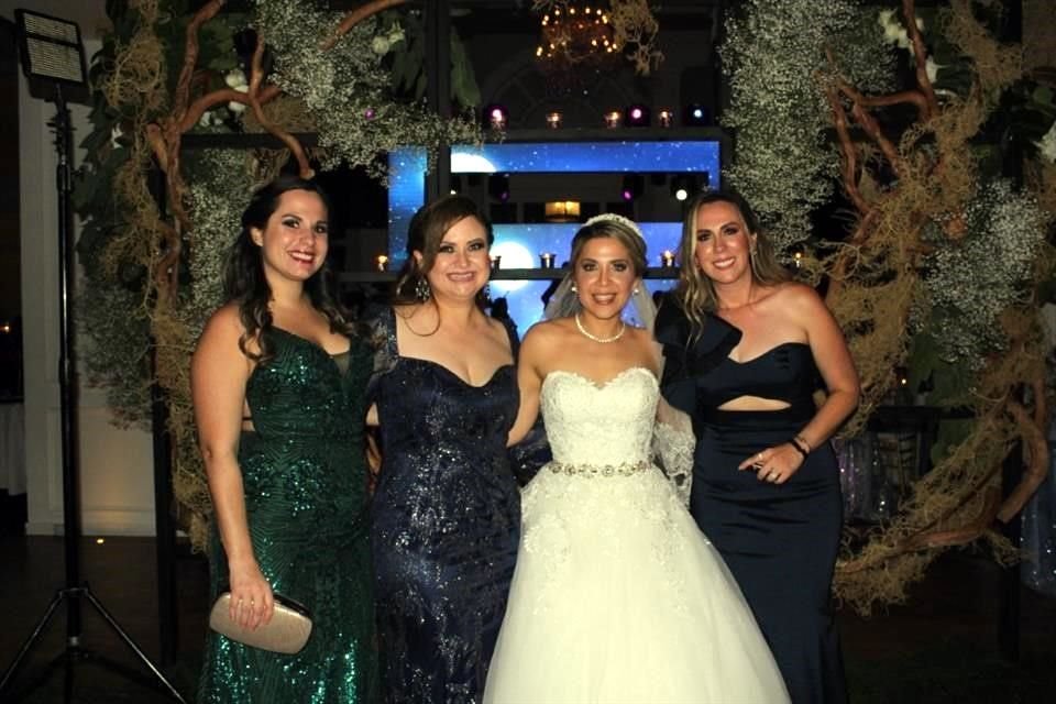 Lupita Tamez, Natalia Neavez, Itzcalli Yunuen Vázquez Rivera y Paulina Neavez