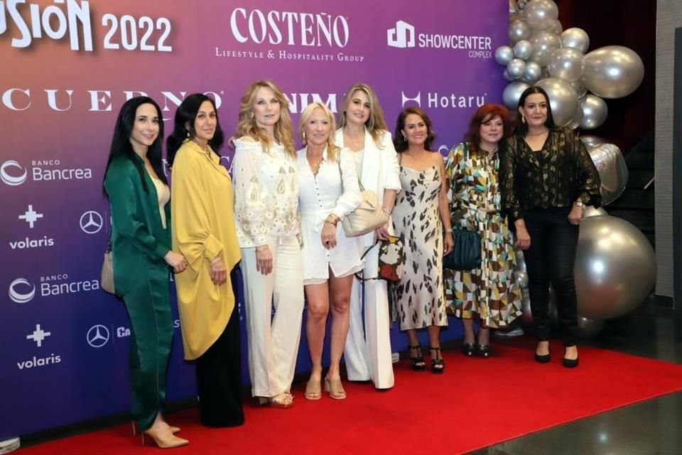 Laura de Kalifa, Mónica Palacios de Martínez, Adriana Ibarra de Bremer, Alejandra Rodriguez de Kalifa, Alejandra Sáenz de Garza, Claudia Muñoz de Páez, Alicia Cantú de Mattenberger y Mónica Sánchez