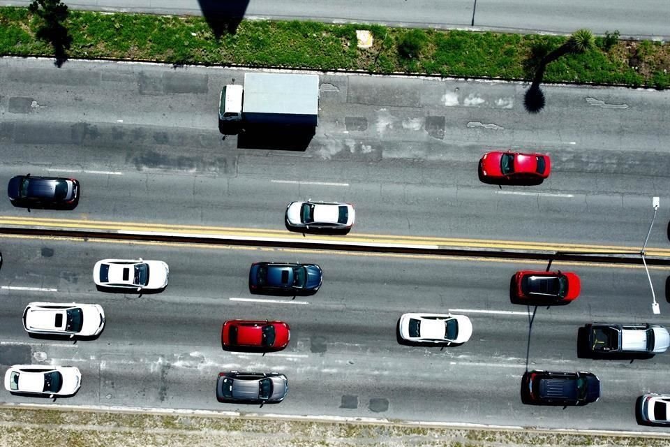Aparecen pozos ante la calidad cuestionable del pavimento en la Ciudad.