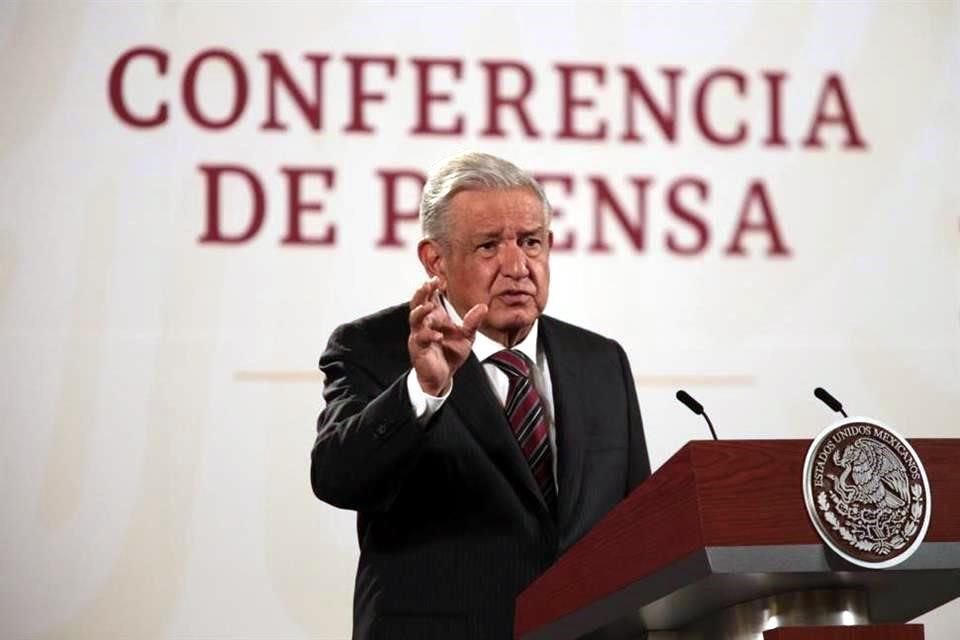 AMLO durante conferencia en Palacio Nacional.