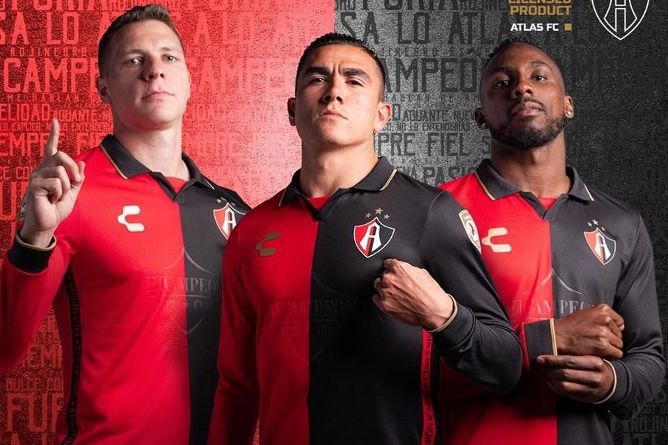 El jersey conmemorativo del bicampeón Atlas salió hoy a la venta.