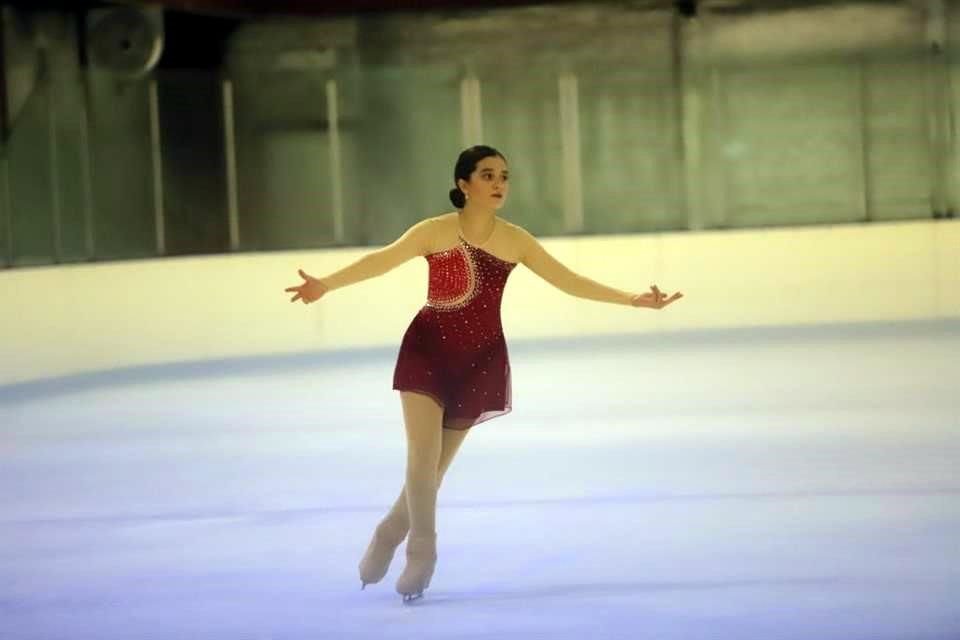 Scarlet Santos