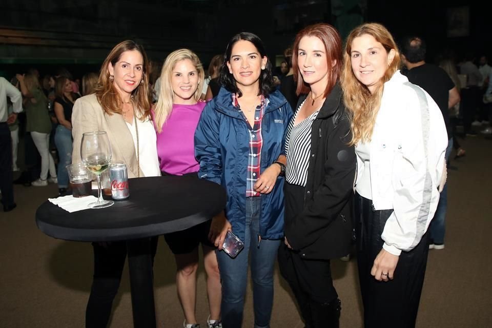 Ericka Romero, Laura Serna, Fabiola Aguirre de Montemayor, Lucía del Real y Claudia del Real